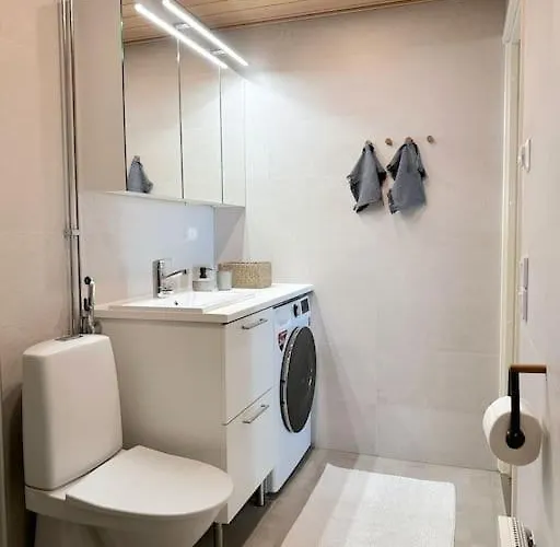 Appartement City Studio With Patio, Free Parking & Sauna!