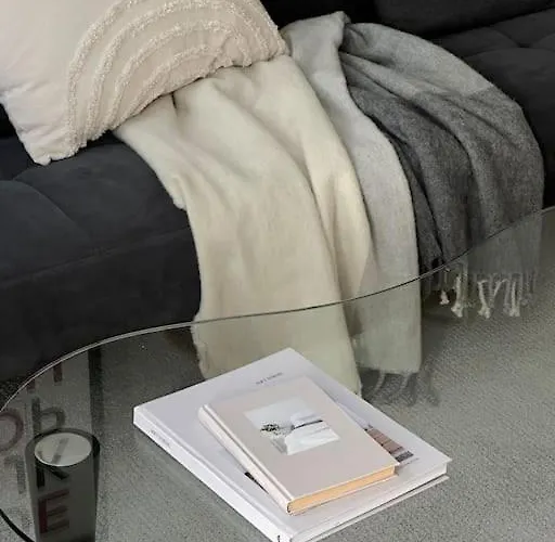 Appartement City Studio With Patio, Free Parking & Sauna!